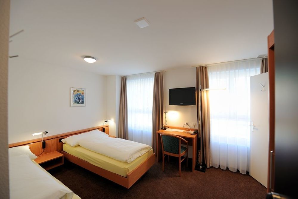 Hotel Freihof Swiss Lodge اونتراغري الغرفة الصورة